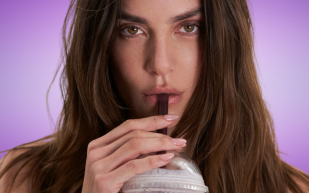 Valentina Ferrer X Kapowder X Oakberry drink collab